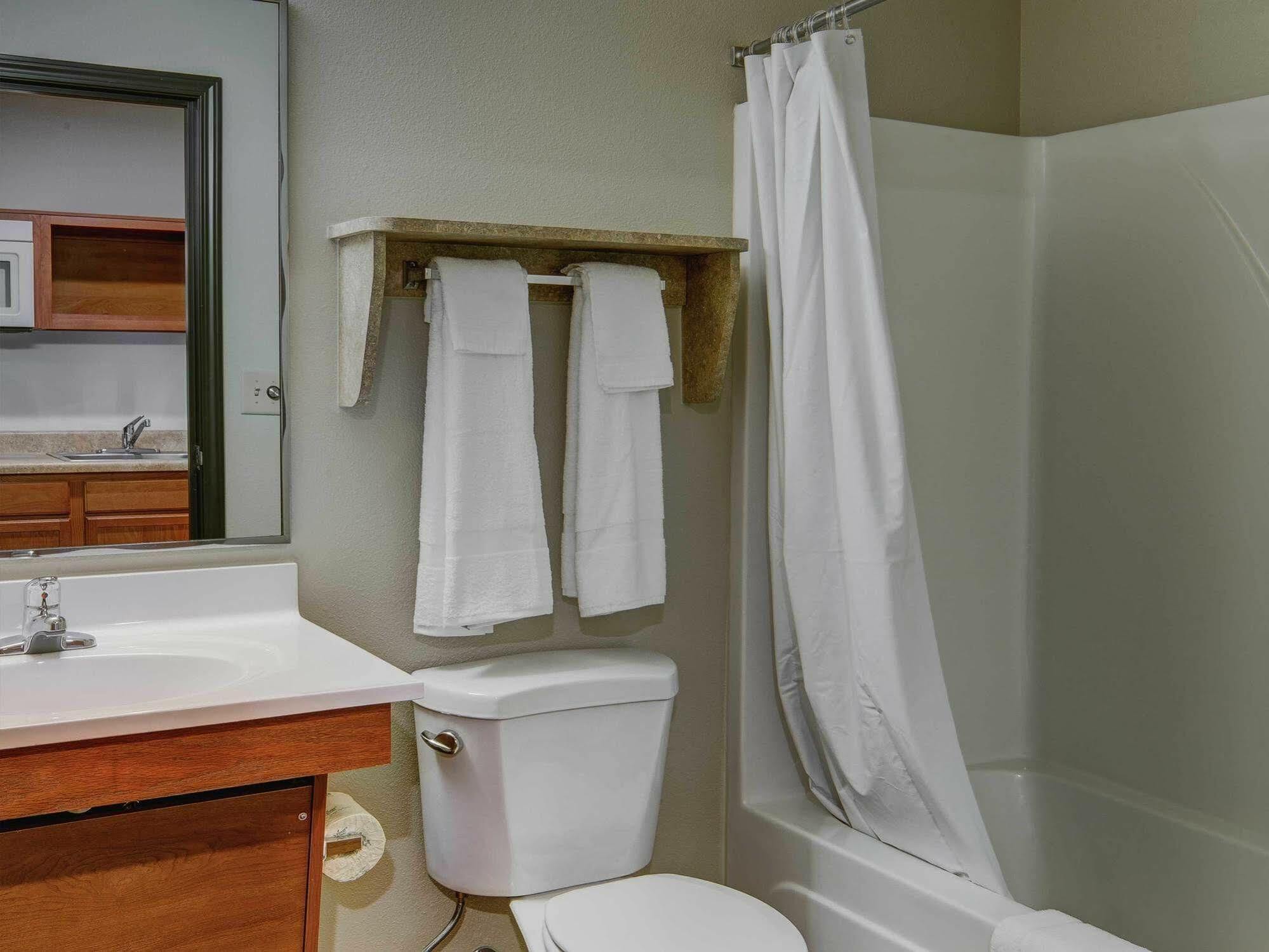Extended Stay America Select Suites - Charleston - Ashley Phosphate Rd. North Charleston Exterior photo