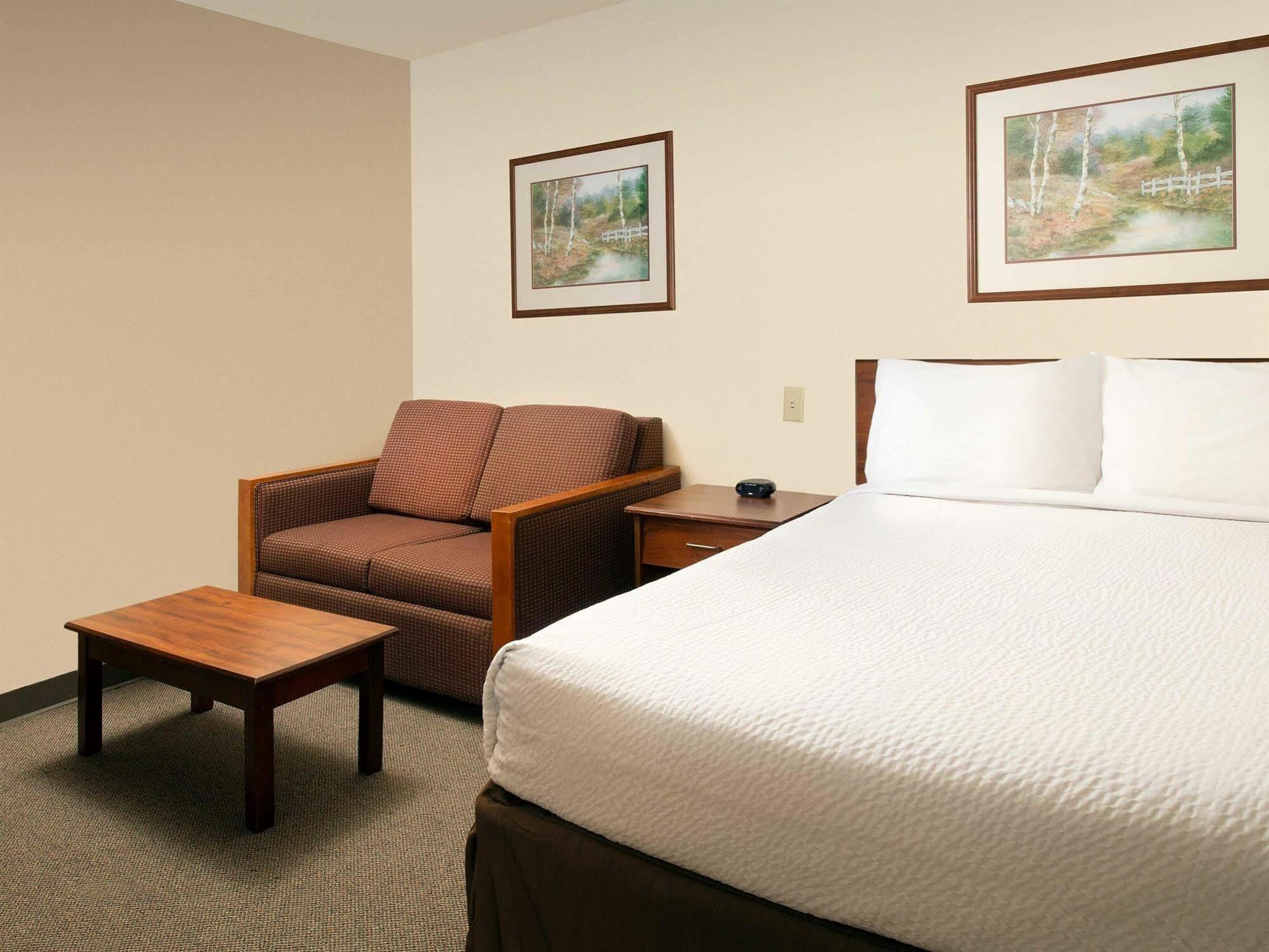 Extended Stay America Select Suites - Charleston - Ashley Phosphate Rd. North Charleston Exterior photo